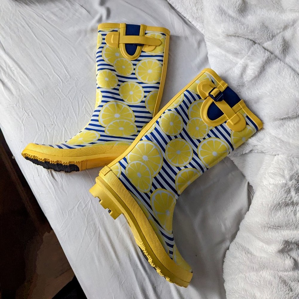 Serra Lemon Striped Rain Boots